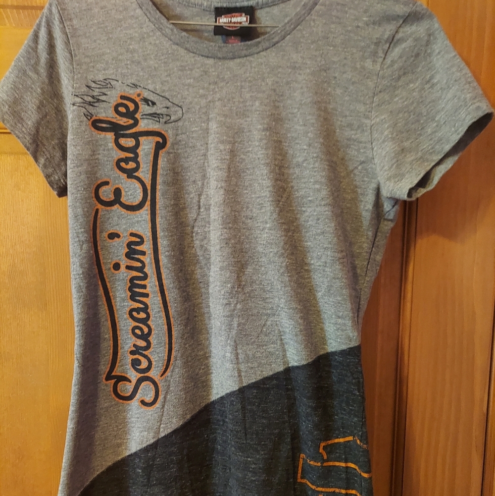 Ladies Size Large Screamin Eagle Harley T-shirt